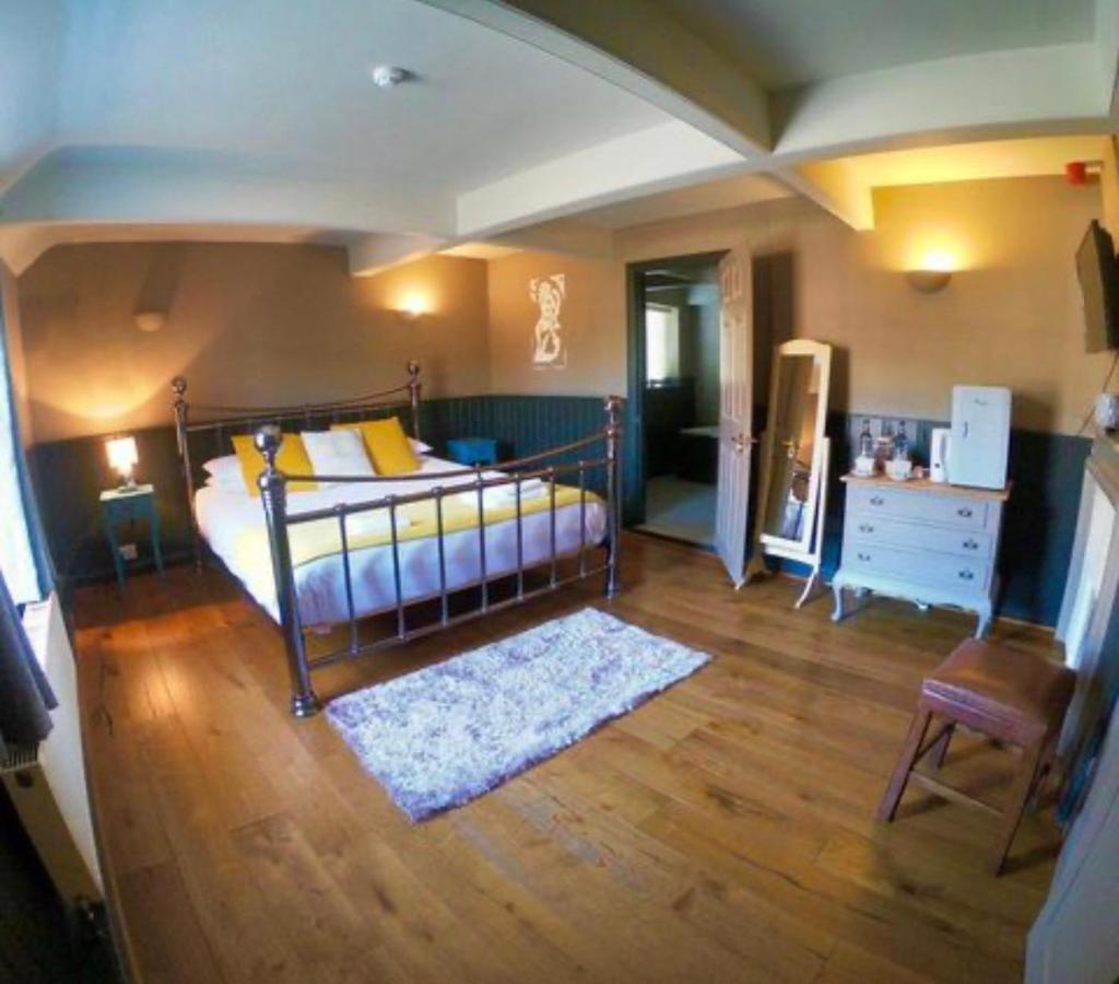 The Angel Inn Warminster Luaran gambar