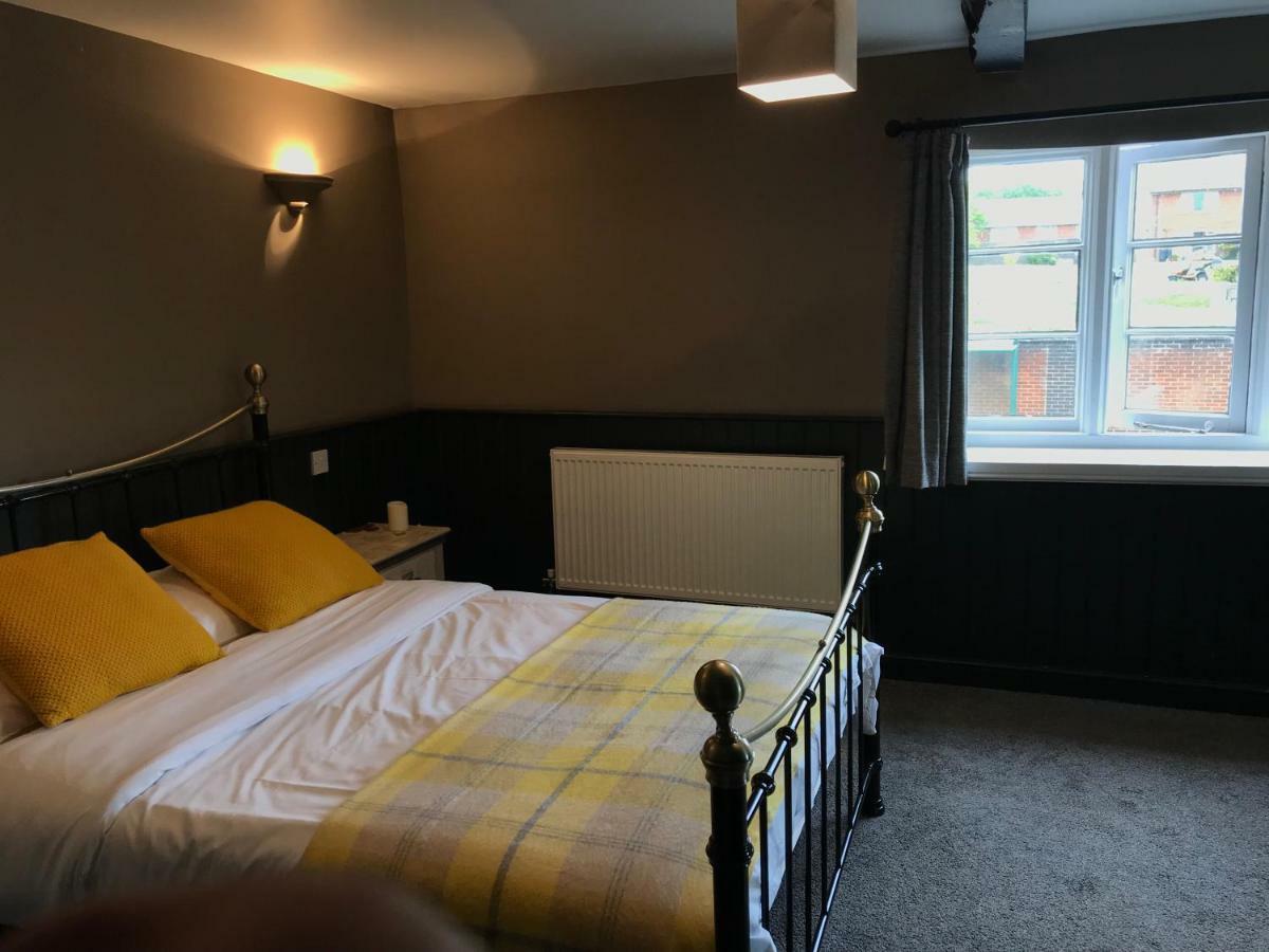 The Angel Inn Warminster Luaran gambar